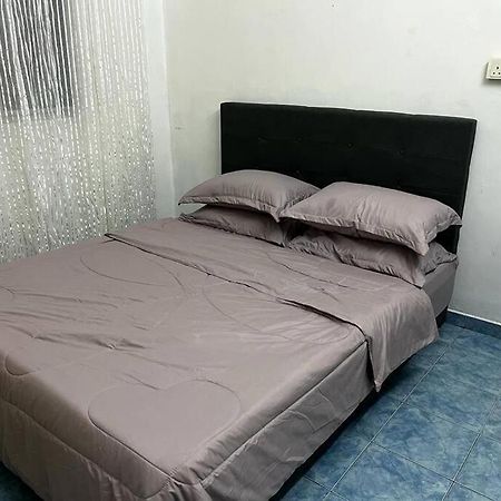 Manjung Modern + Cozy Terrace Home Lumut Bagian luar foto