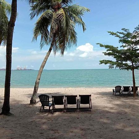 Manjung Modern + Cozy Terrace Home Lumut Bagian luar foto